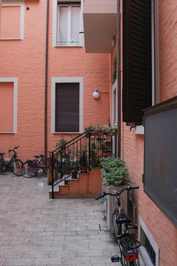 Casa Agape Mazzini-Sant'Orsola Lägenhet Bologna Exteriör bild
